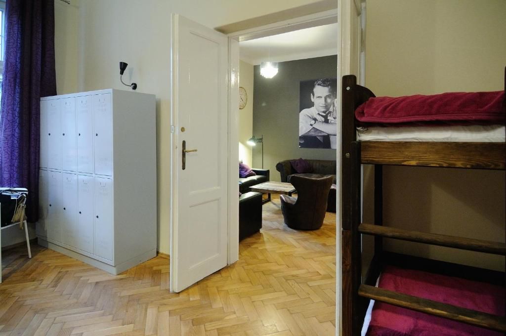 Хостелы Hollywood Hostel Краков